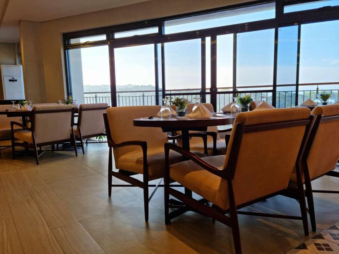Alvea Hotel And Residences Baguio City Esterno foto