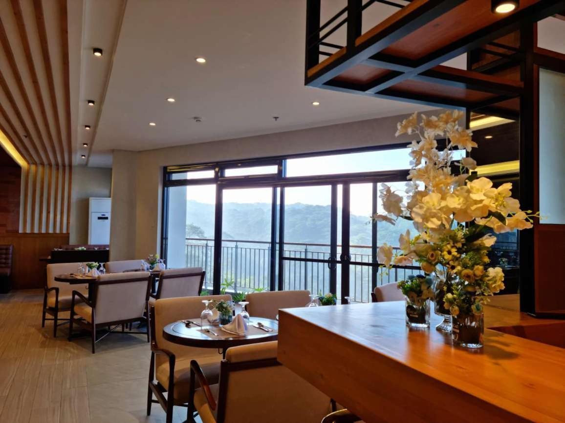 Alvea Hotel And Residences Baguio City Esterno foto